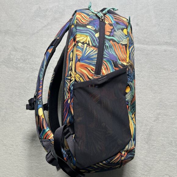 Patagonia Atom Tote Pack 20L Boston Joy Pitch Blue Backpack Black Hole MLC - Picture 10 of 16